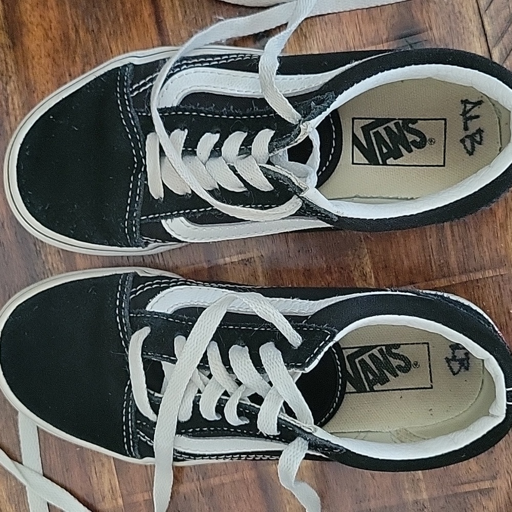 Girls Vans shoes